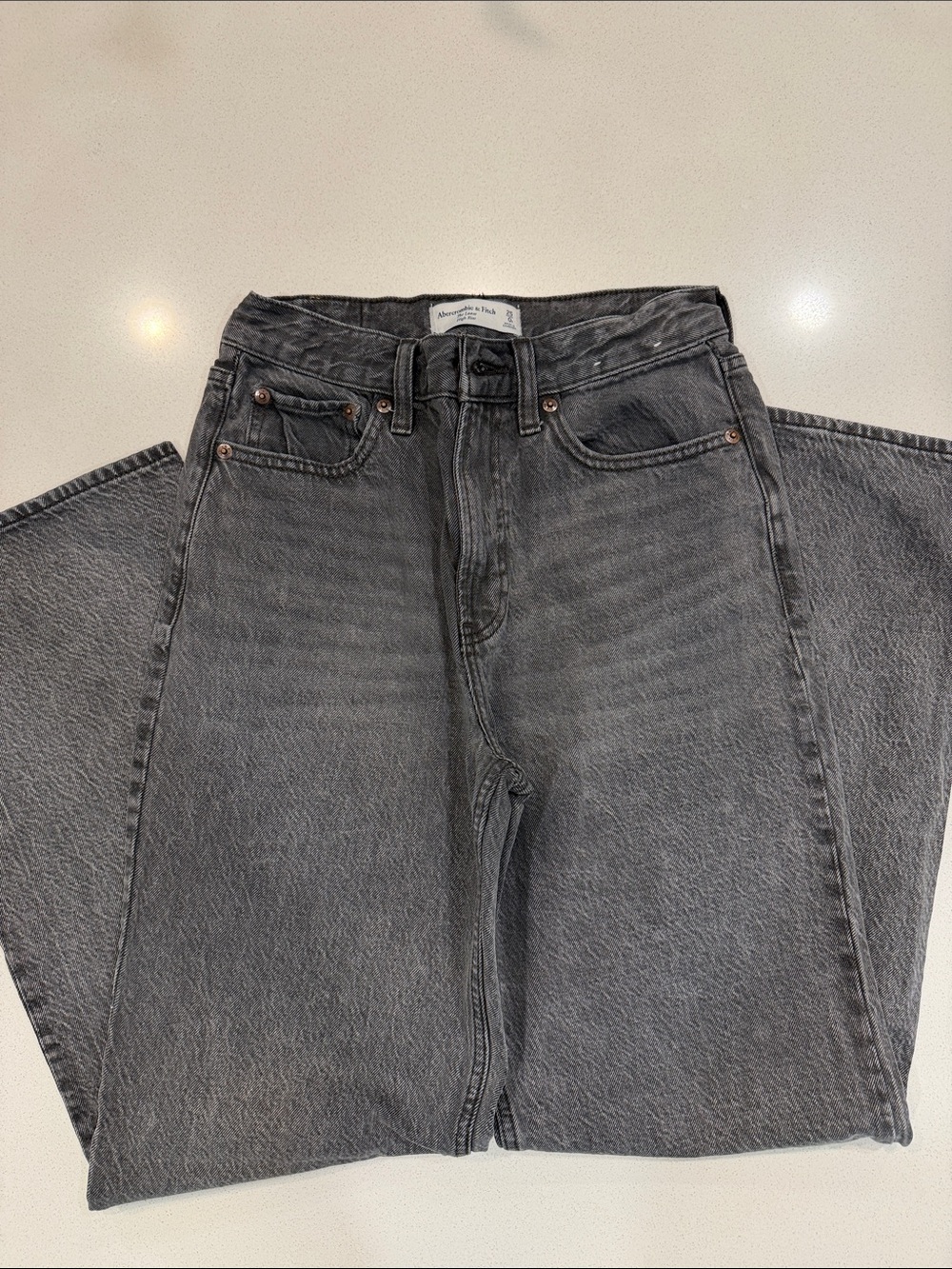 Abercrombie & Fitch High-Rise Jeans in Washed Charcoal